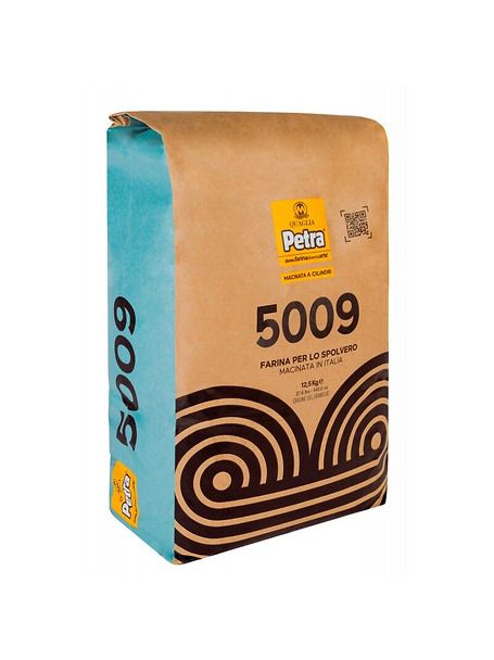 PETRA 5009 - SPOLVERELLA PETRA 5009 - SPOLVERELLA Farina di grano tenero tipo &amp;quot;0&amp;quot; tostata per lo spolvero kg 12,5
